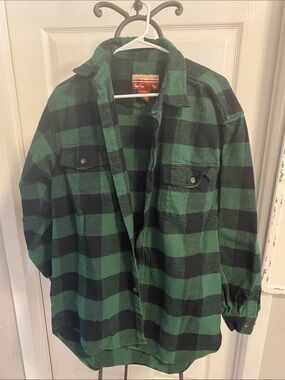 Caribou Creek Men's Green and Black Buffalo Plaid Flannel Shirt size L